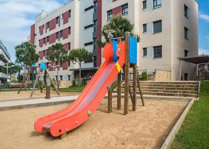 Precioso Piso Cerca De Playa Fenals Con 2 Piscinas Y Terraza Lloret de Mar