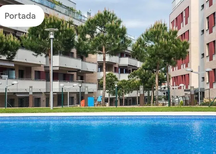 Precioso Piso Cerca De Playa Fenals Con 2 Piscinas Y Terraza Appartement