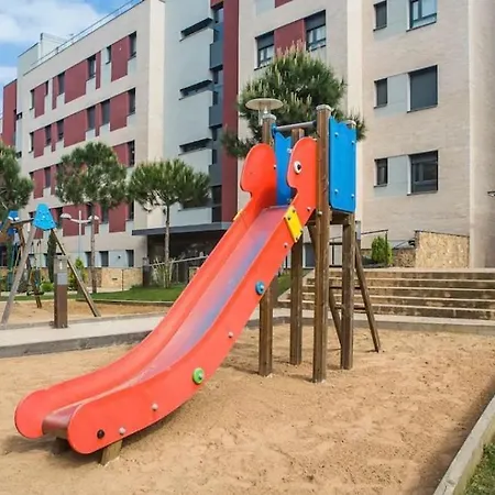 Precioso Piso Cerca De Playa Fenals Con 2 Piscinas Y Terraza Lloret de Mar